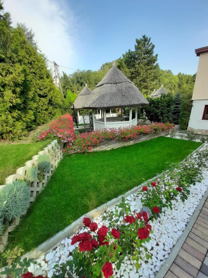 Bed and Breakfast Rozsakert Vendeghaz Szigliget Exterior foto