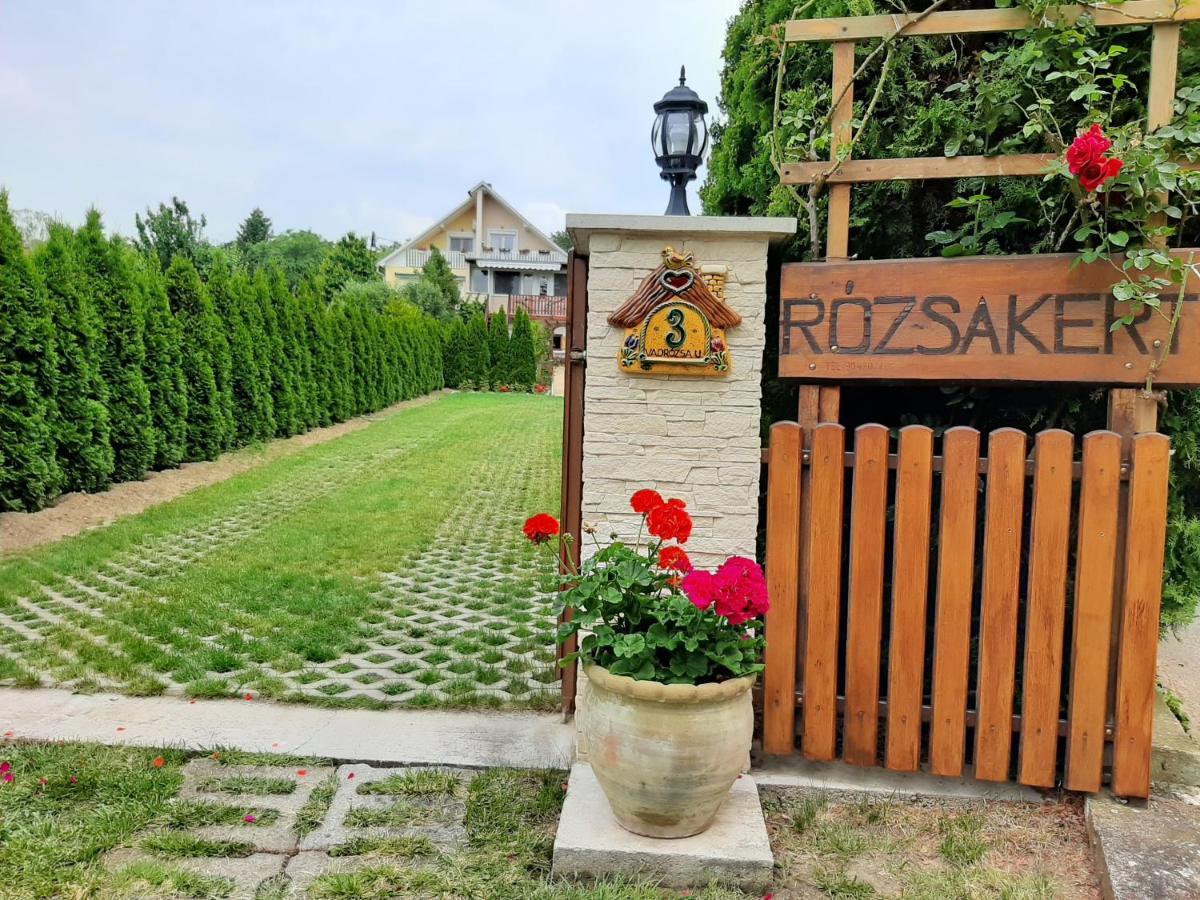 Bed and Breakfast Rozsakert Vendeghaz Szigliget Exterior foto