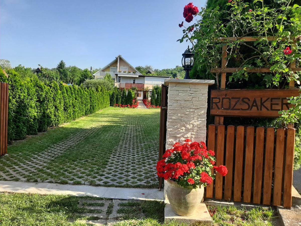 Bed and Breakfast Rozsakert Vendeghaz Szigliget Exterior foto