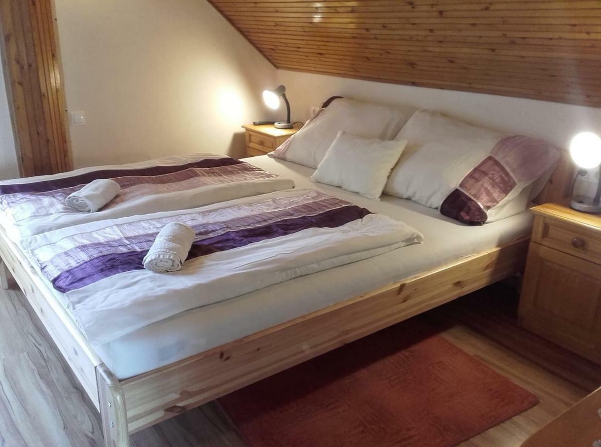 Bed and Breakfast Rozsakert Vendeghaz Szigliget Exterior foto